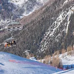 Grand Roc - Ancolies 215 - Happy * Chamonix